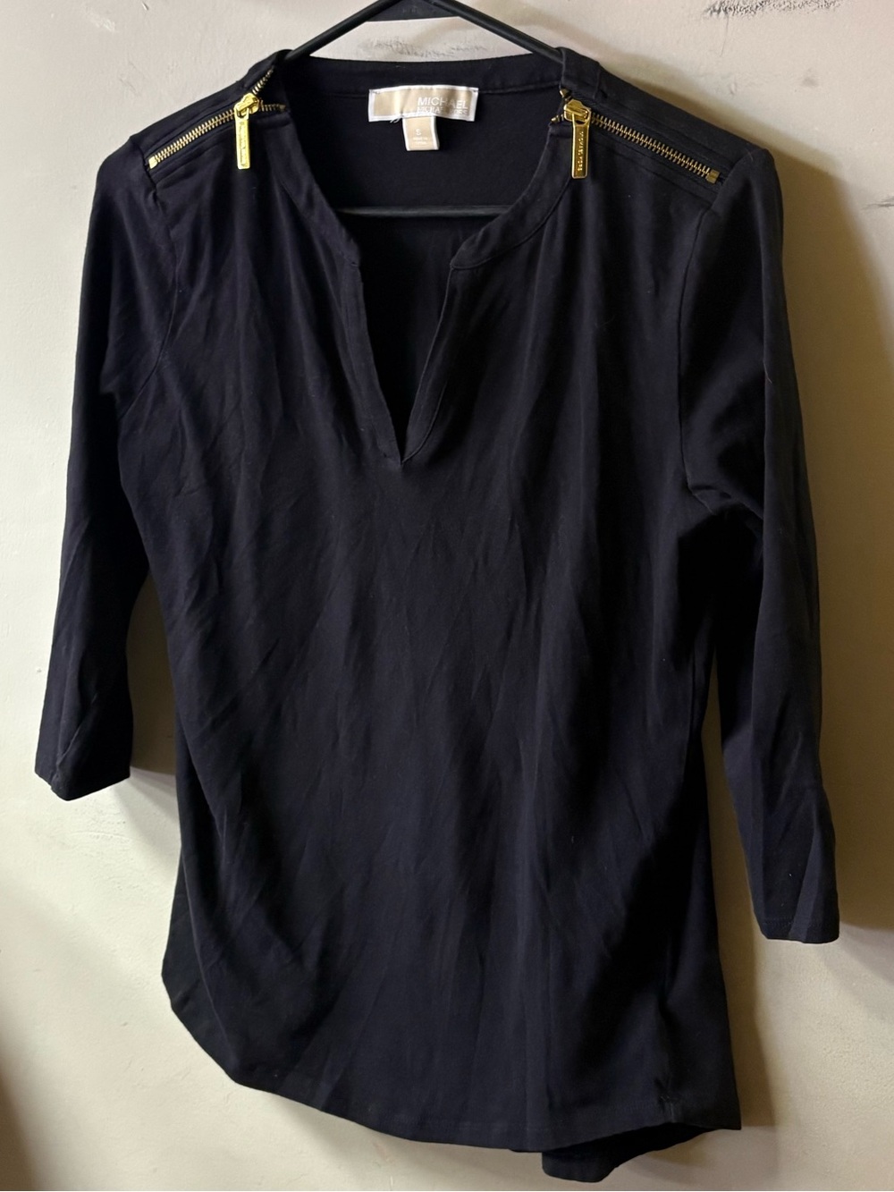 MICHAEL Michael Kors Black 3/4 Sleeve Top with Gold Shoulder Zips size small